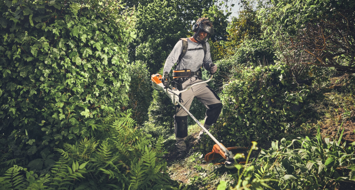 草刈り疲れから 解放されよう 安全で快適な刈払機選びのポイント